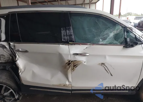 2019 Honda Pilot Touring z USA, uszkodzony, nr VIN 5FNYF5H6XKB037214